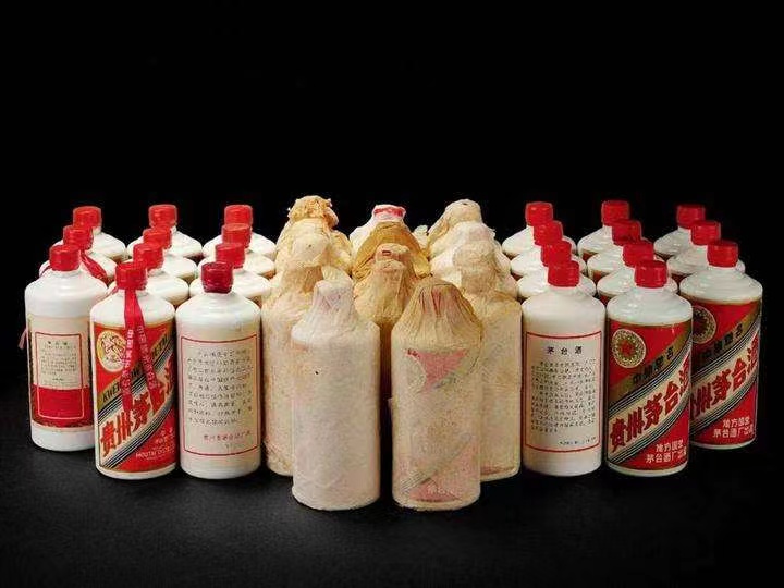 天山日照岚山回收酒价格哪里回收(附近上门回收茅台酒）?